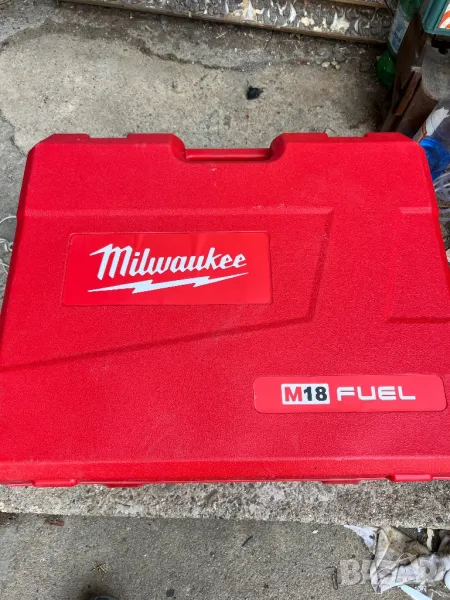 Продавам куфари milwaukee, снимка 1