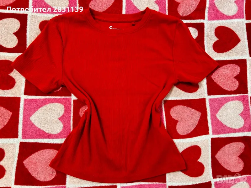 Червена тениска, снимка 1
