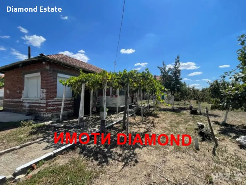 Едноетажна къща в село Знаменосец общ. Раднево, снимка 1