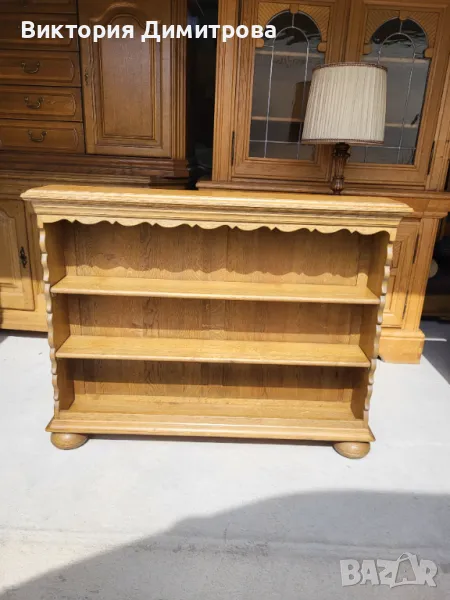 Отворен шкаф масив, снимка 1