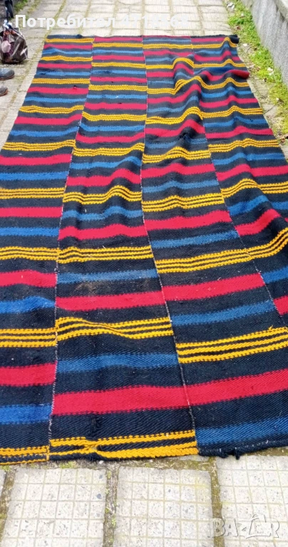 Ръчно тъкан вълнен килим, снимка 1