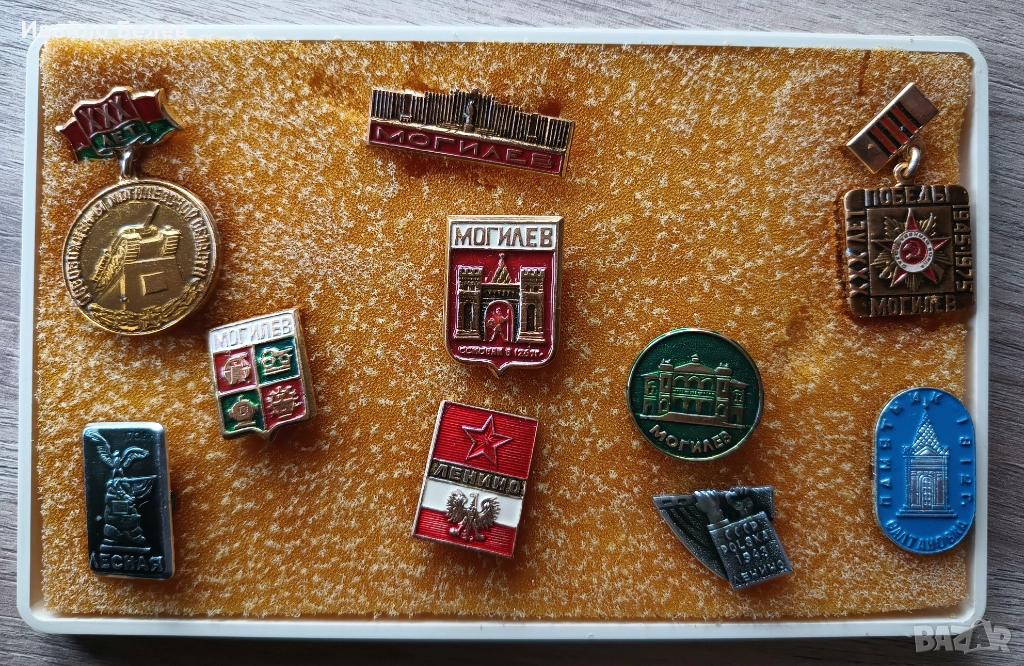 Колекции от значки Могилев и Калуга, снимка 1