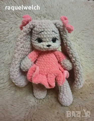 Ръчно Изплетено Зайче "Амигуруми"