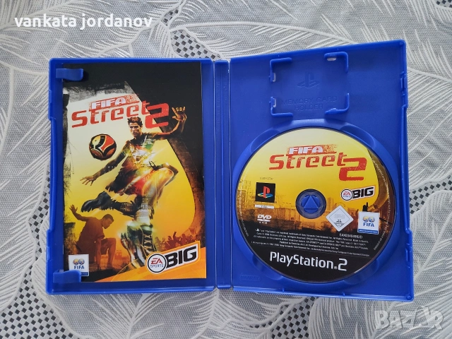 (2в1) FIFA Street 2 + FIFA 2004, снимка 2 - Игри за PlayStation - 54266966