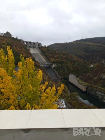 Продавам три етажна къща, снимка 6 - Къщи - 52335136