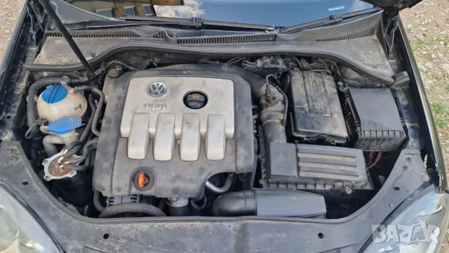 VW Golf 2.0 BKD 6ск НА ЧАСТИ, снимка 6 - Автомобили и джипове - 47268632