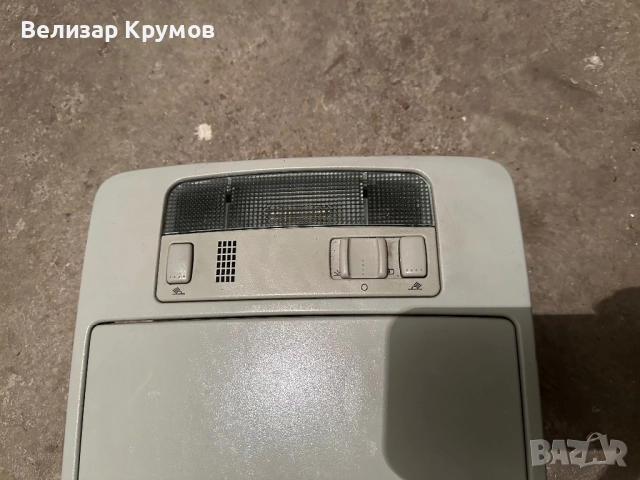 Жабка за таван с плафон за фолксваген Touran, снимка 2 - Части - 51945095