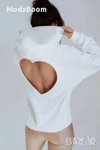 Памучен дамски суичър с акцент