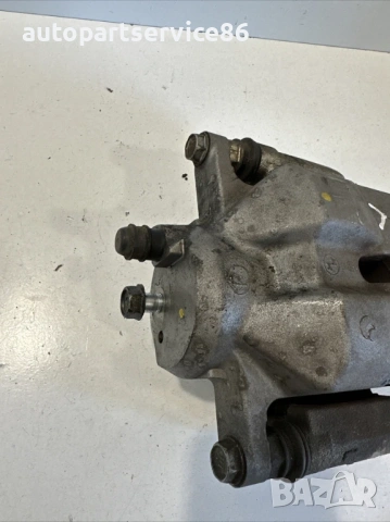 Спирачен апарат преден ляв за Toyota Prius 1.8 Hybrid (2018), снимка 3 - Части - 54219143