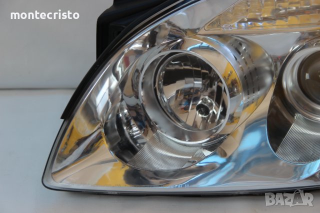 Ляв фар Kia Carens III (2006-2013г.) Киа Каренс / 921011D020, снимка 2 - Части - 37624664