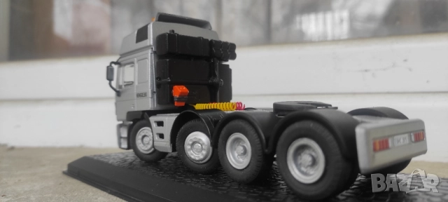 Метален 4осен камион 1:50 CONRAD, снимка 7 - Колекции - 52572740