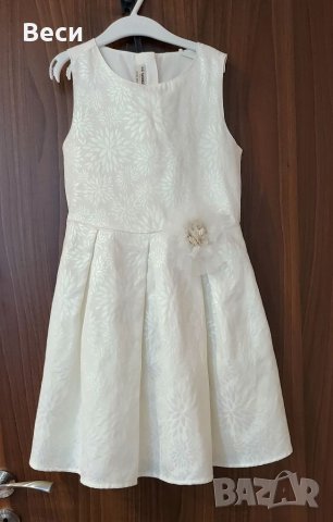 Бяла рокля 122-128, снимка 1 - Детски рокли и поли - 40736960