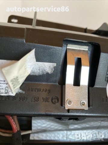 Пепелник за задна дясна врата за Volkswagen Phaeton (2008) 3D4857406 , снимка 2 - Части - 54164281