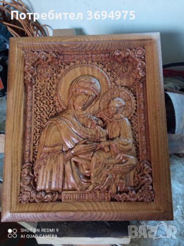 Дърворезба Богородица с младенеца