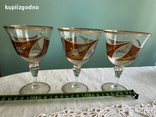 Старинни чаши със стол френски стил 3 броя