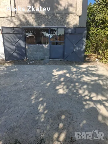 продавам гараж в гр.мъглиж, снимка 9 - Гаражи и паркоместа - 55832826