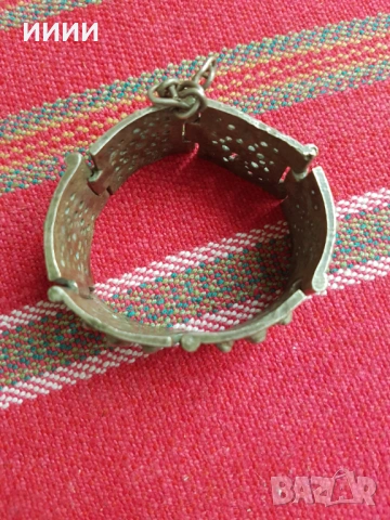 Възрожденска сребърна гривна 