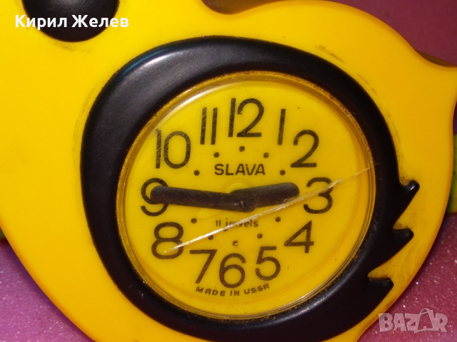 SLAVA MADE in USSR Стар КОЛЕКЦИОНЕРСКИ РУСКИ БУДИЛНИК МЕХАНИЧЕН НАСТОЛЕН ЧАСОВНИК СЛАВА СССР 42810, снимка 3 - Антикварни и старинни предмети - 44536176