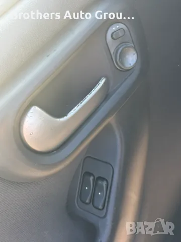 Opel Corsa 1.7 DTI 2004 г. - Бартер, снимка 11 - Автомобили и джипове - 49127011