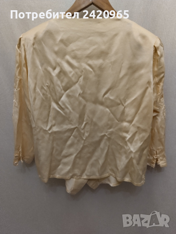 Копринена блуза, ръчно бродирана , снимка 4 - Корсети, бюстиета, топове - 44700348