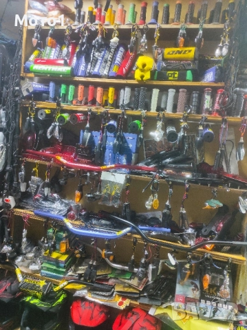 Мото екипировка нова,втора употреба и аксесоари,части за мотори. , снимка 7 - Мотоциклети и мототехника - 51764310