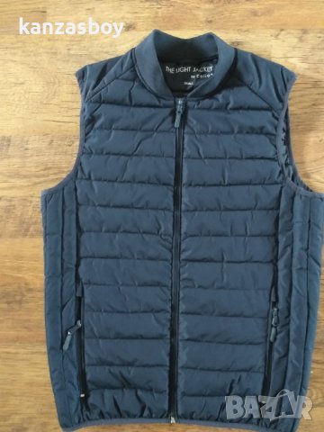 celio luless - страхотен мъжки елек КАТО НОВ С, снимка 5 - Други - 44481456