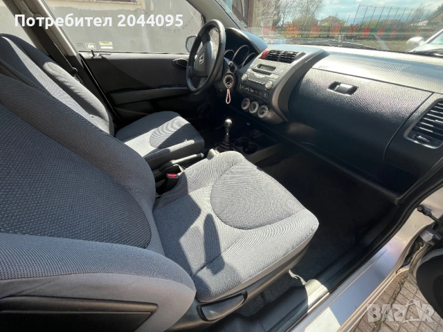 Продавам Honda Jazz регистрирана, снимка 4 - Автомобили и джипове - 54128363