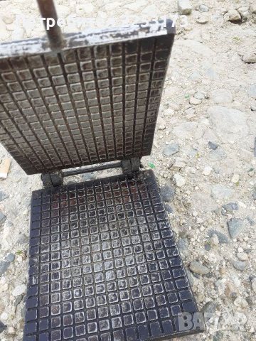 Преса за печене от алуминий, снимка 4 - Съдове за готвене - 40685505