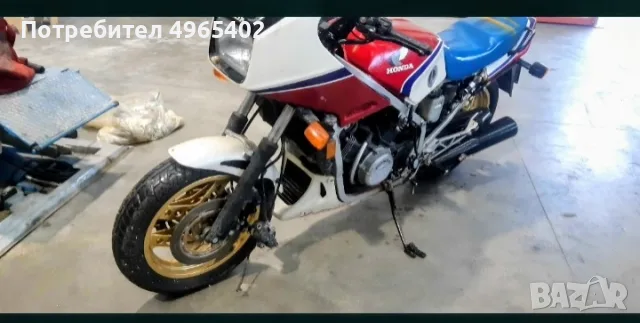 Honda vf 750 F на части, снимка 3 - Мотоциклети и мототехника - 56423926