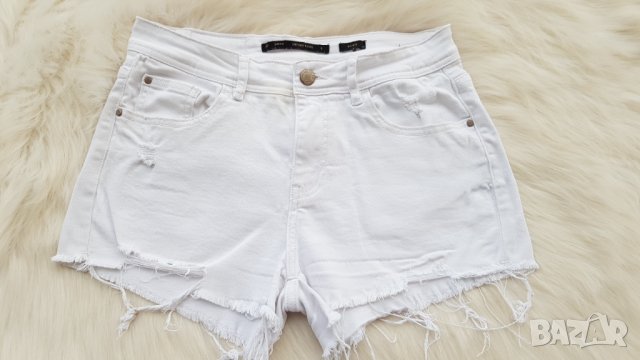 Бели дънкови панталони размер С-М