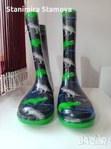 Нови гумени ботушки 35 номер, снимка 4 - Детски боти и ботуши - 44173803