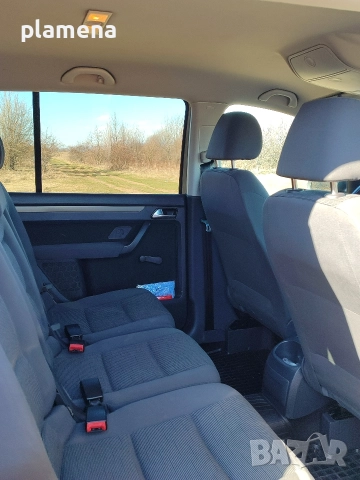 Vw Touran 1.9 Tdi , снимка 7 - Автомобили и джипове - 49414629