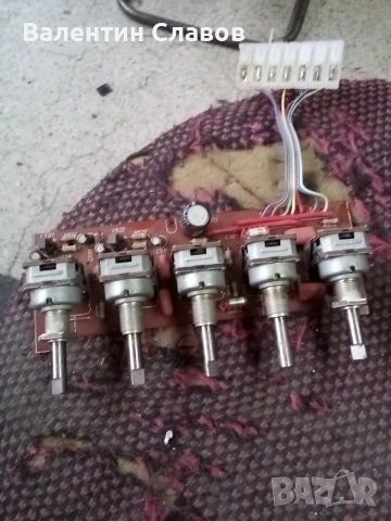 Платка с потенциометри 2х100 килоома