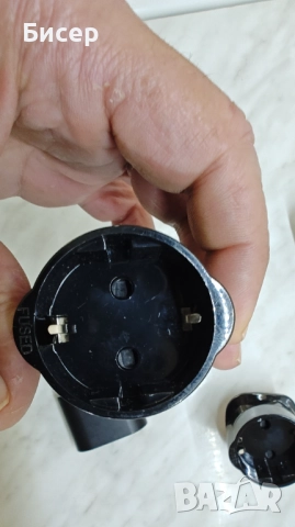 Преходници/адаптери UK/EU стандарт., снимка 3 - Друга електроника - 52085699