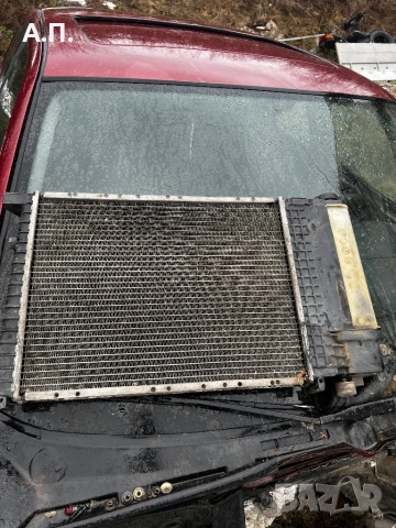 Воден радиатор BMW e36  , снимка 3 - Части - 53054661