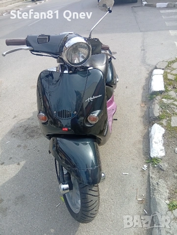 Хубав скутер Априлия 50 , снимка 6 - Мотоциклети и мототехника - 54185795