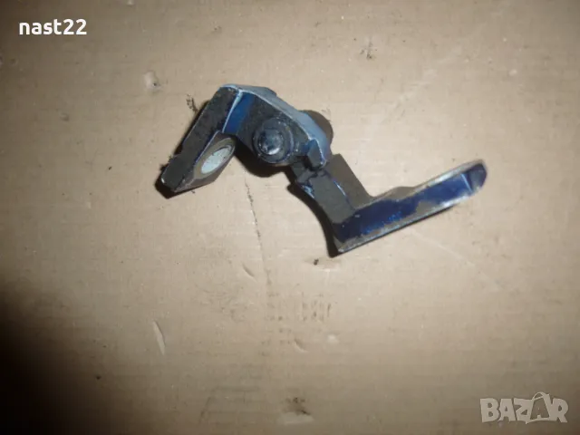 Задна горна лява брава за Фолксваген Поло-2002-2009 година, снимка 2 - Части - 50144120