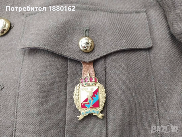 Парадната униформа , снимка 4 - Антикварни и старинни предмети - 52231804