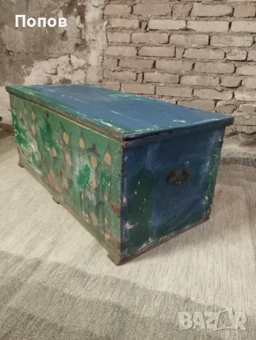 Старинна дървена ракла