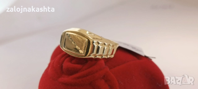 Мъжки-Златен пръстен -2,60гр/14кр, снимка 2 - Пръстени - 52480011