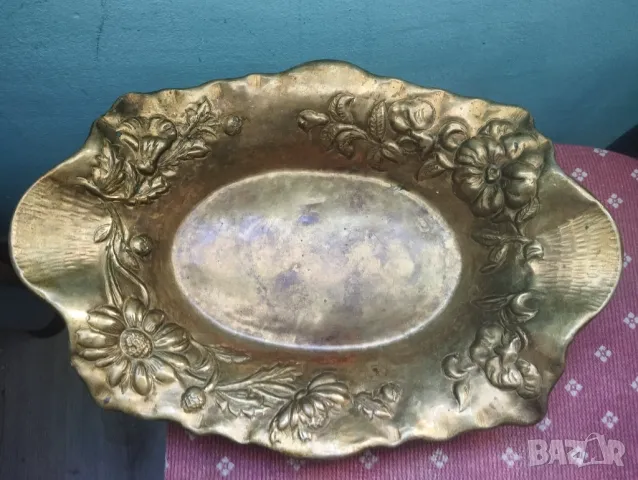 Бронзова купа арт деко, снимка 2 - Антикварни и старинни предмети - 48824360