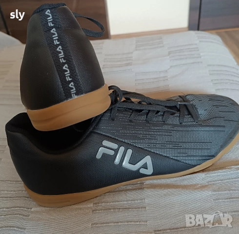 Fila чисто нови маратонки номер 46