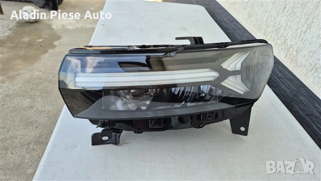 Ляв фар Dacia Duster 3 година 2024 2025 код 260603515R , снимка 2 - Аксесоари и консумативи - 50722449