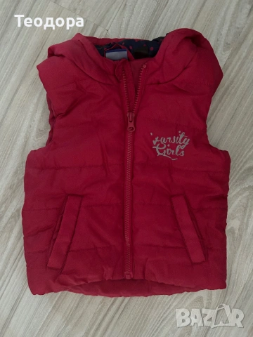 Бебешко елече, снимка 2 - Бебешки якета и елеци - 54103568