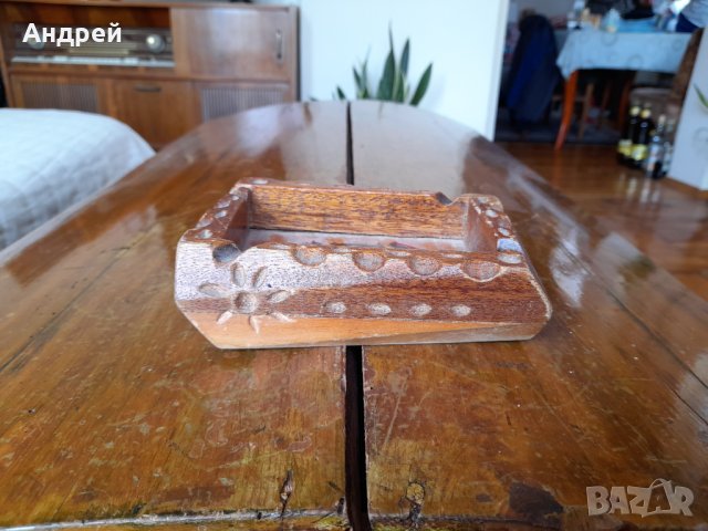 Стар дървен пепелник Rothmans