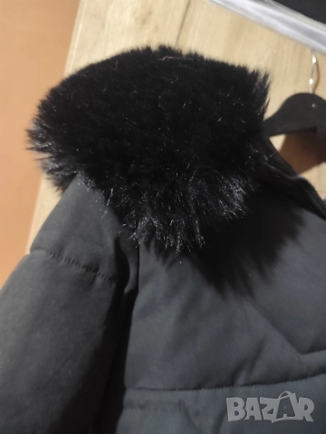 Дамско зимно яке, снимка 2 - Якета - 52433591