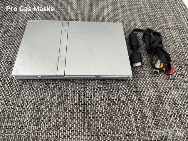 Sony Playstation 2 Slim само за 50 лв Конзола слим плейстейшън с кабел Изпраща се без джойстици. 