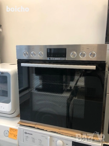 Фурна с индукционни котлони Bosch HEB578BS1 