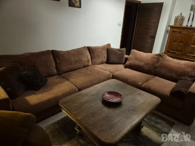 Ъглов диван от две части