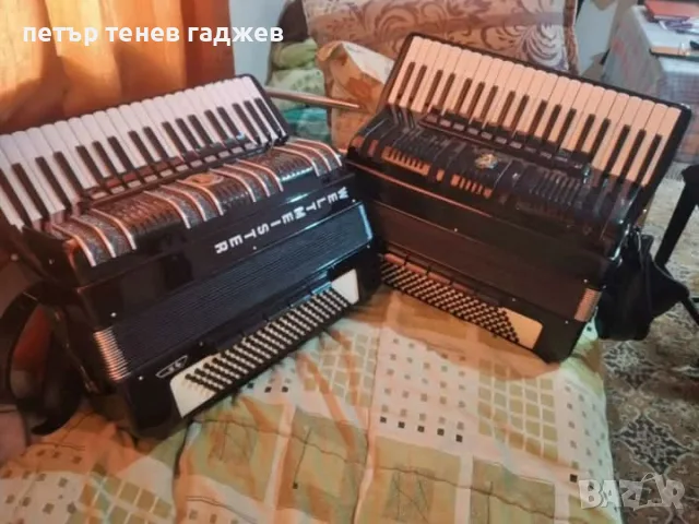 продажбата два акордиона